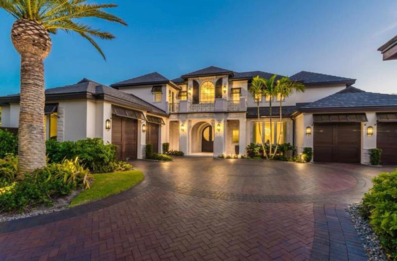 Why Snowbirds Choose Sarasota — and How Trusted Oversight Protects Your Home